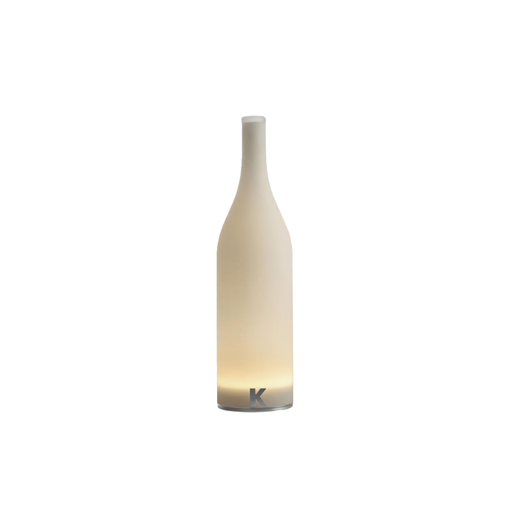 Baccaro USB-Powered Table Lamp by Tavilume — white background table lamp product image